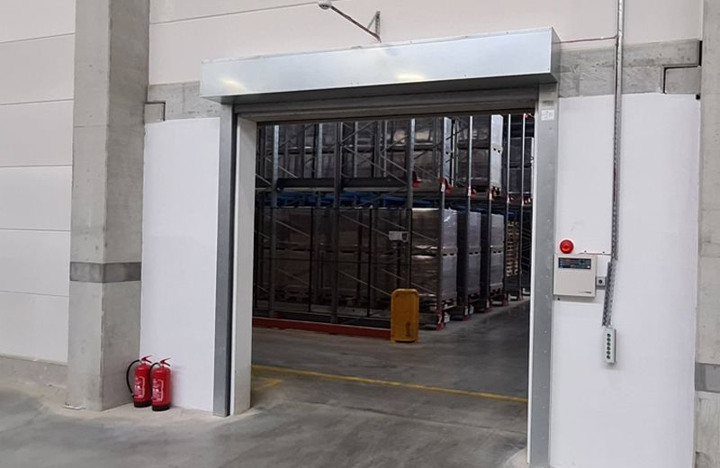 Reasystem røggardin